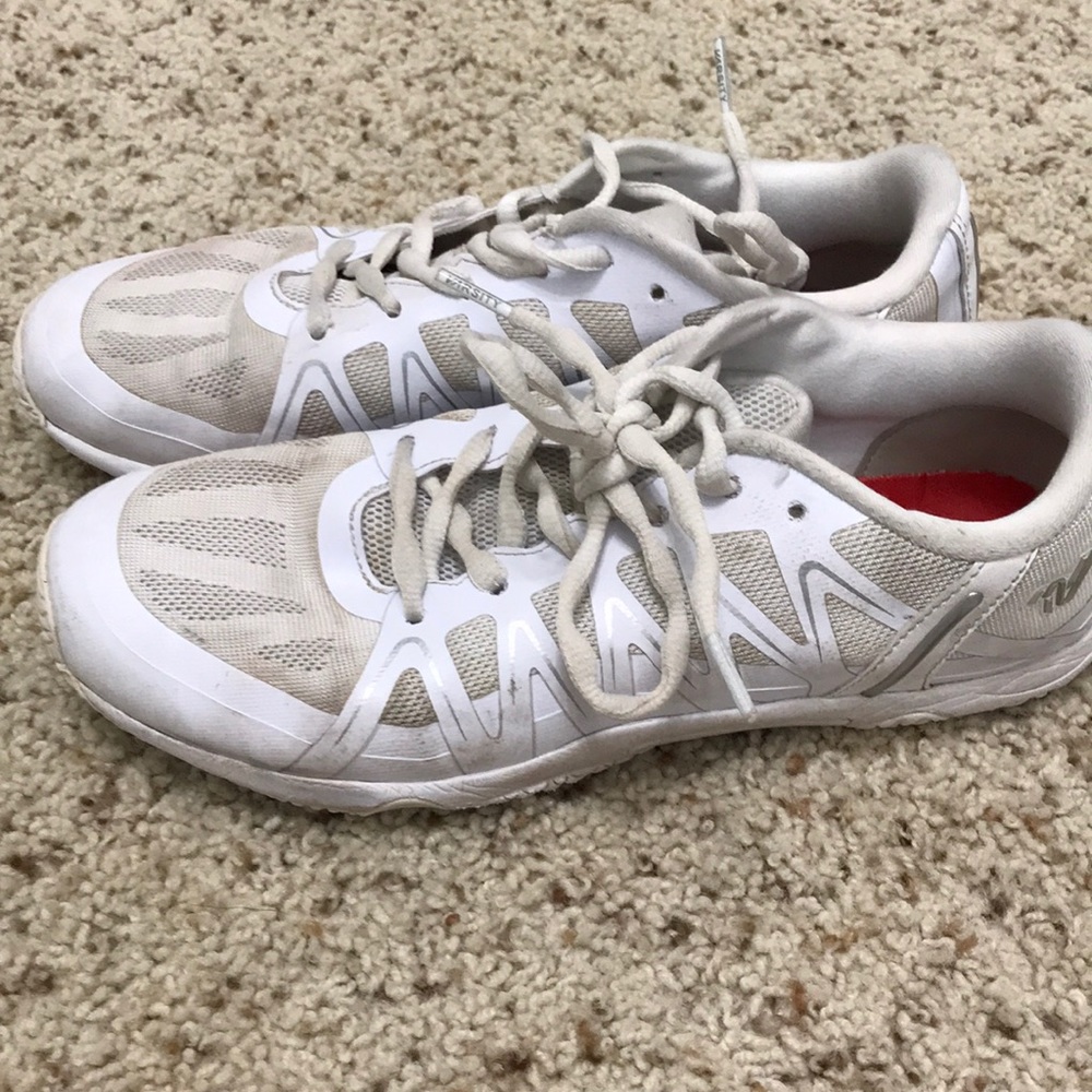 VARSITY CHEER SHOES